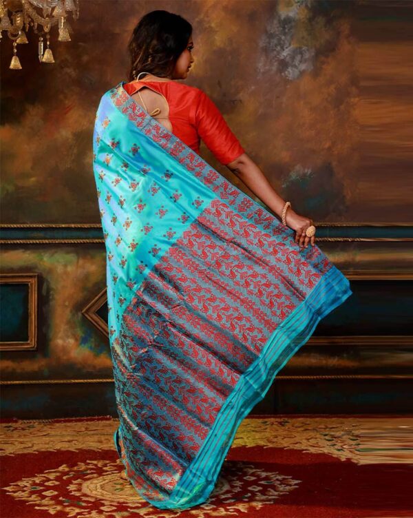 Mulberry Silk Saree in Off Blue Color With Ethnic Traditional Design - Image 2